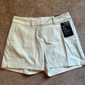 NWT Nike Women's Flex Golf Short in Light Khaki